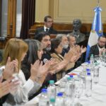 Presentaron un nuevo estatuto de prensa frente a la crisis salarial y la llegada de la IA