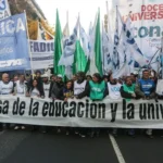 Paro y movilización universitaria al Obelisco: los gremios reclaman fondos y salarios